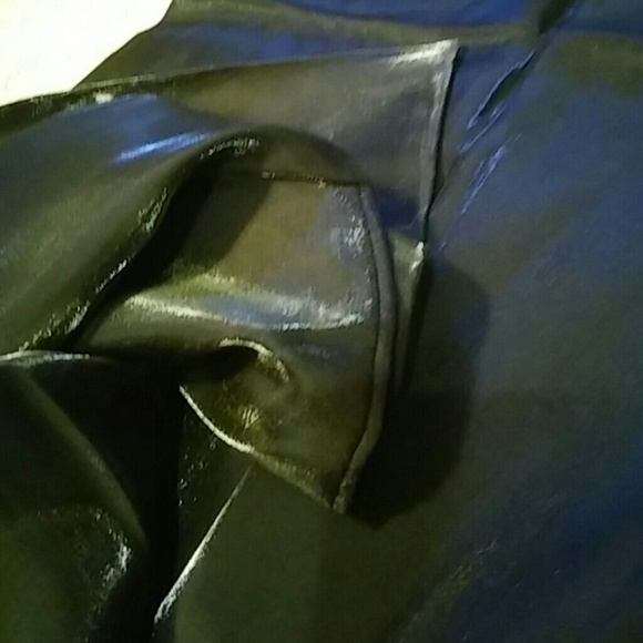 Jacqueline Ferrar Scarf - Picture 5 of 6