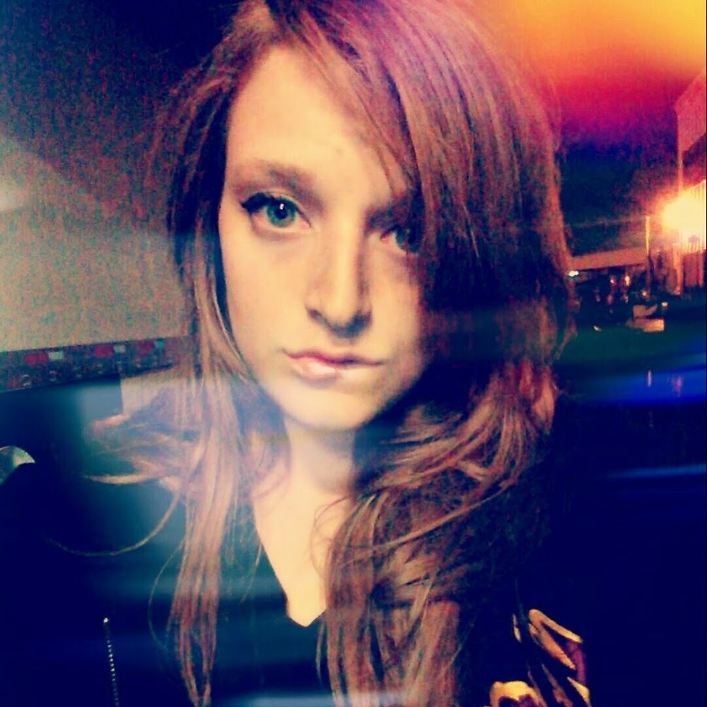 Meet your Posher, Alexandra