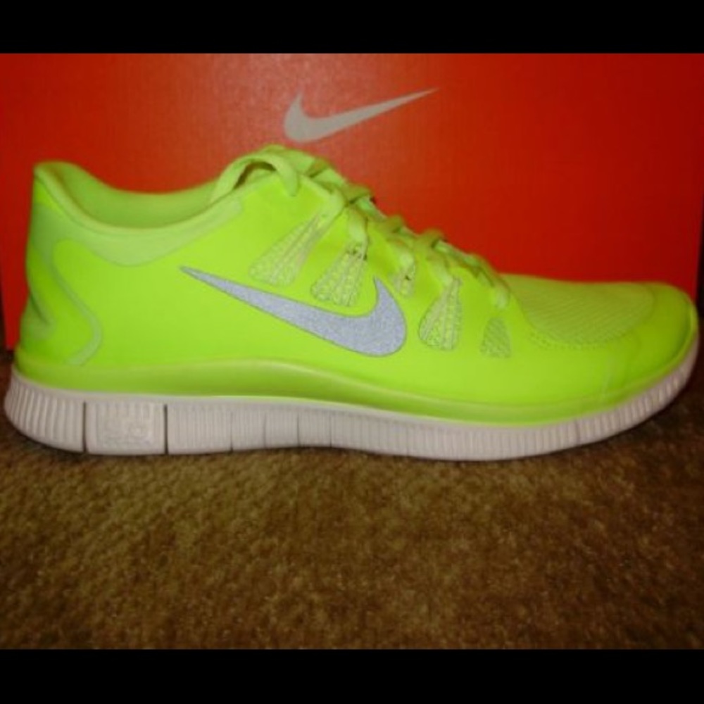 NIKE FREE RUN 5.0 NEON GREEN Size 8