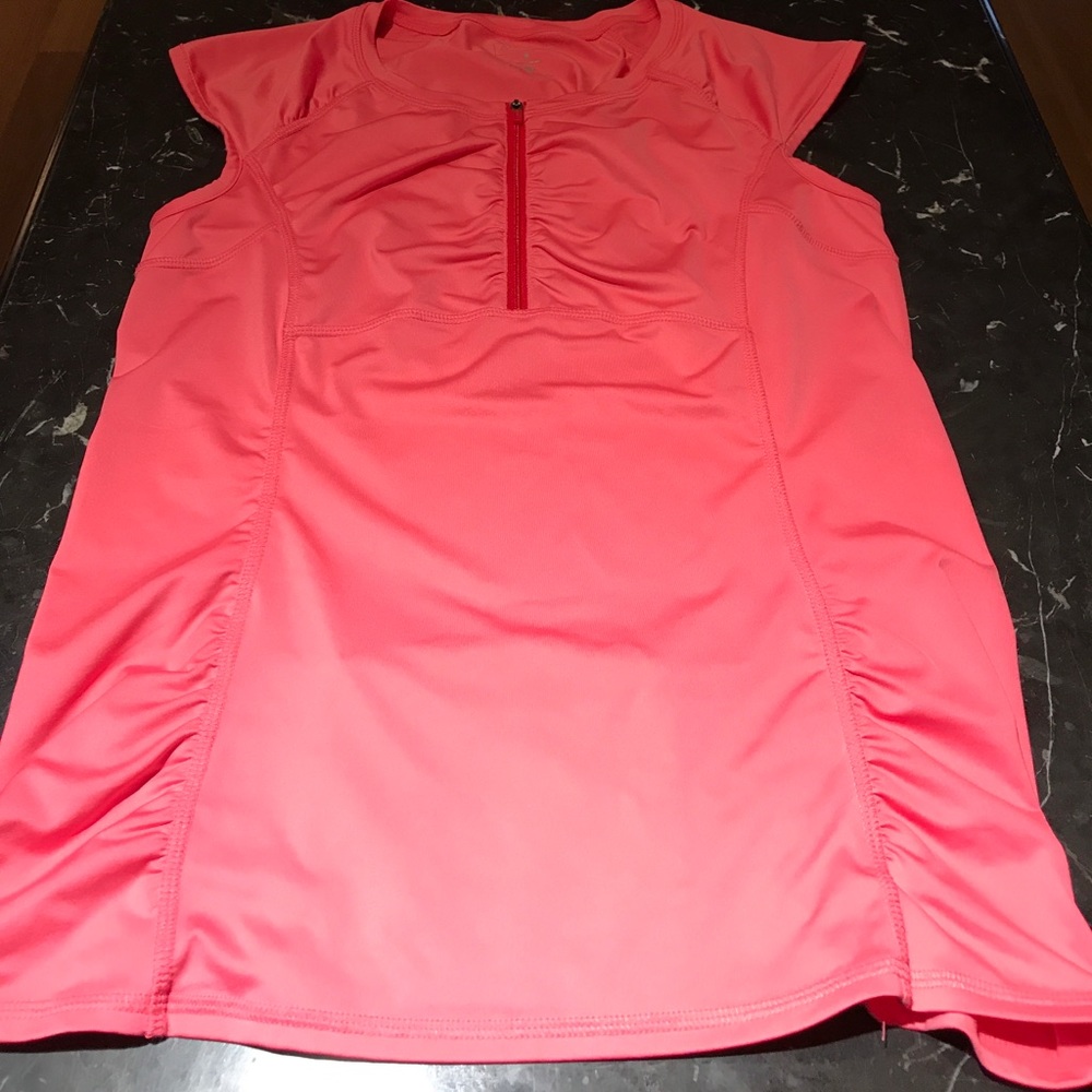 Athleta UPF crop sleeve shirt M EUC