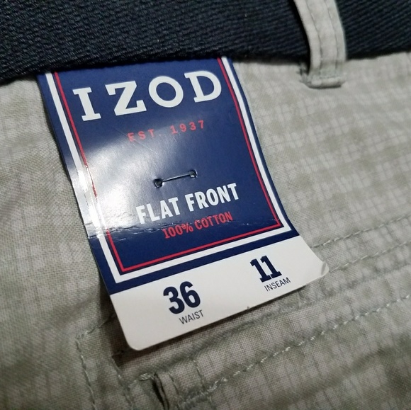 IZOD SHORTS - Picture 2 of 4