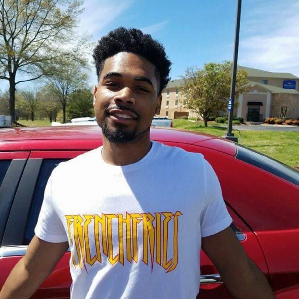 Meet your Posher, Ekuan