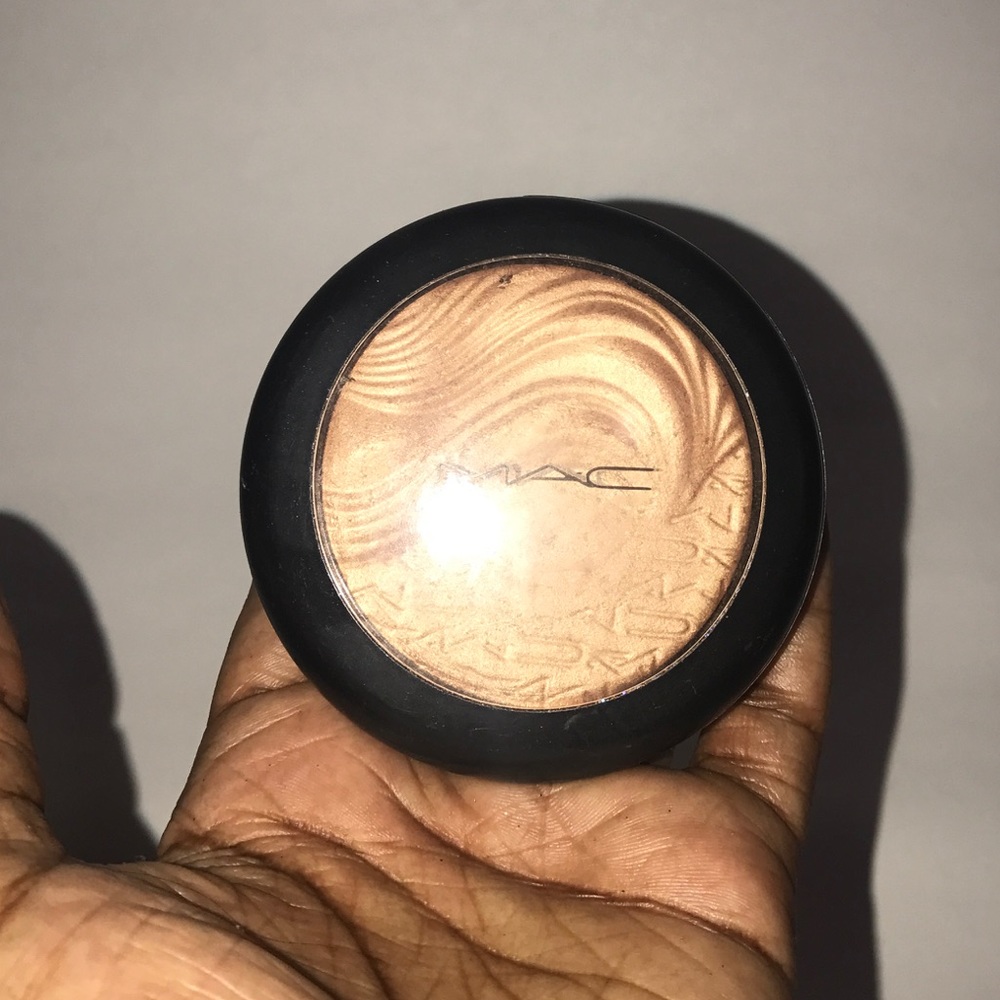 MAC Extra Dimension Skin finish in Magnetic Appeal