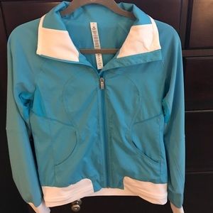 Lululemon Jacket.  Size 4 EUC