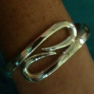 Silver open front bangle