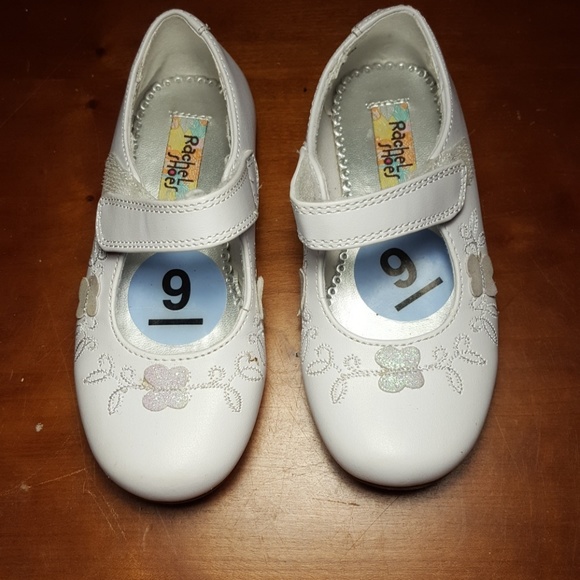 New toddler shoes - Picture 1 of 2