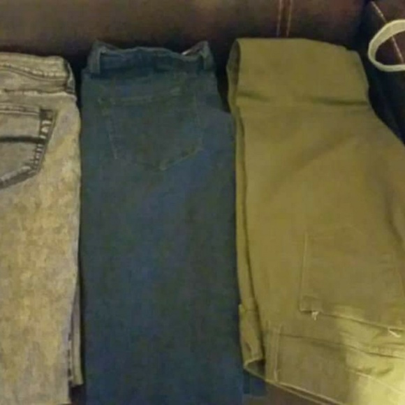 Jeans - Picture 2 of 2