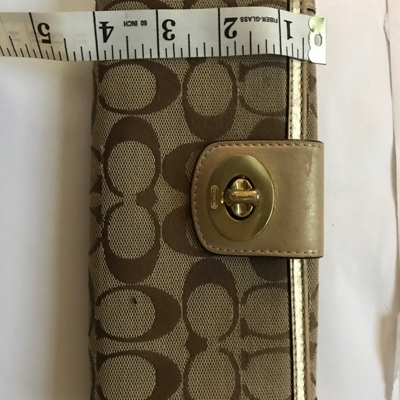 Coach Wallet - Picture 4 of 4