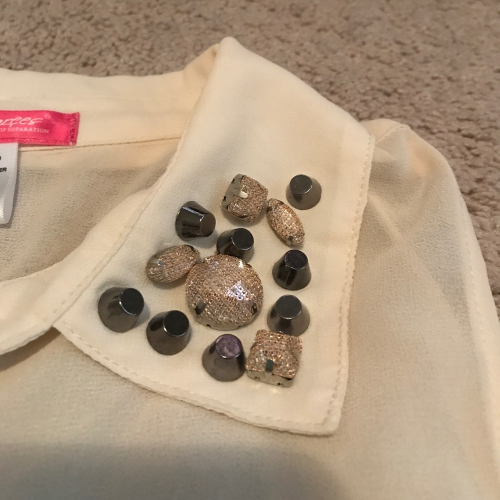 Button down top - Picture 3 of 3