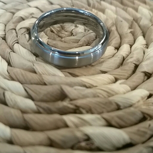 NEW MAJOR PRICE DROP 6mm Tungsten Carbide  Ring - Picture 7 of 7