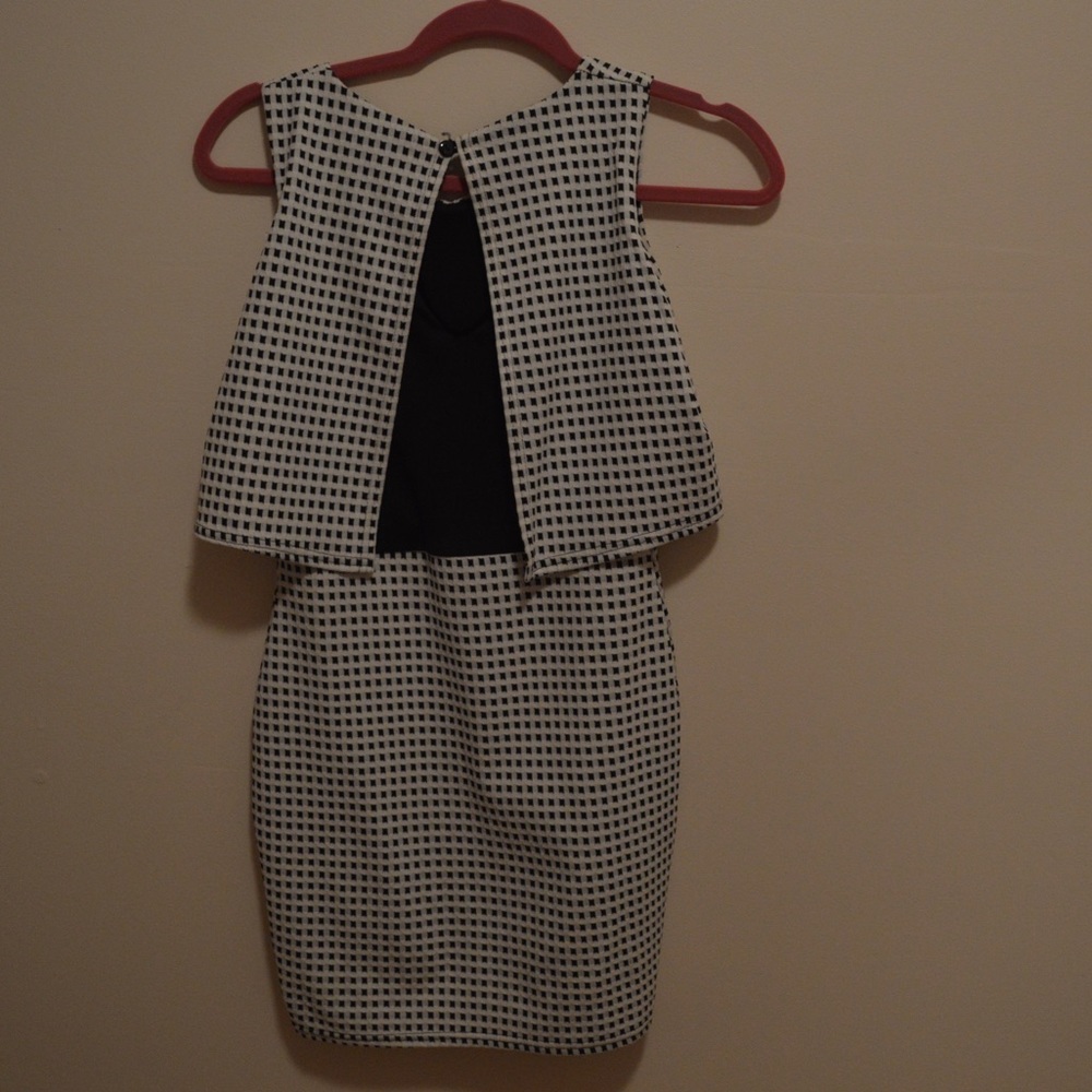 Layered Bodycon - Picture 2 of 2