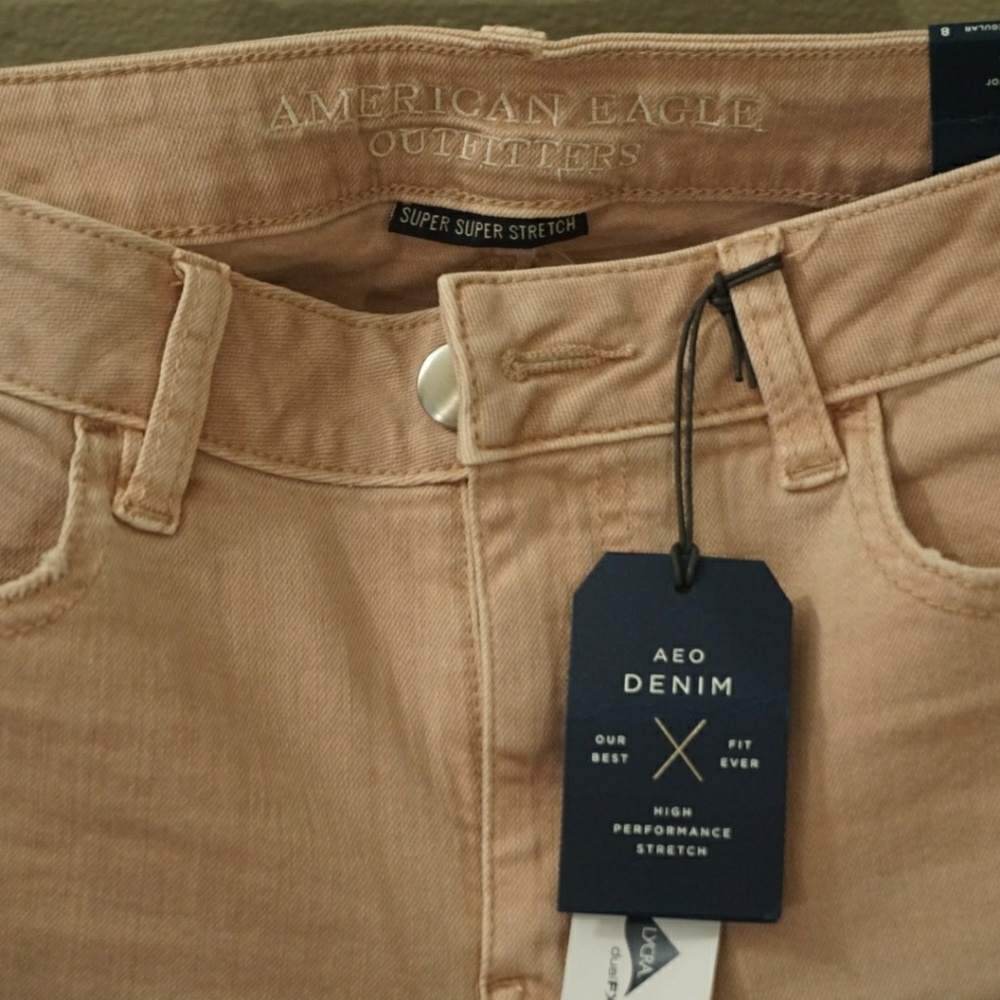 American Eagle Outfitters Crop NWT - Picture 2 of 4