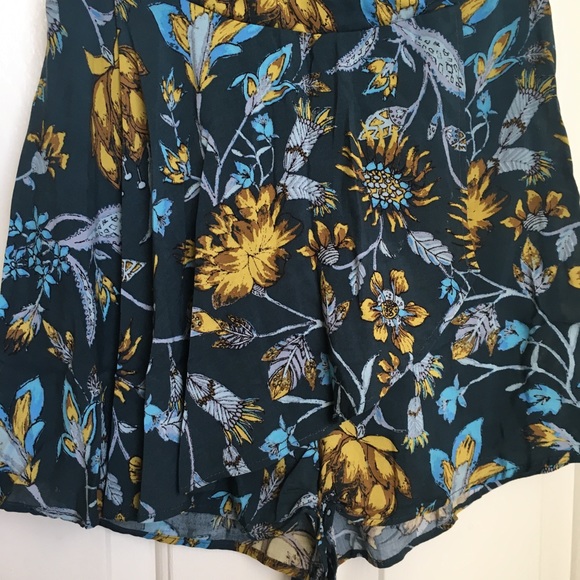 Urban Outfitters Kimchi Blue Romper - Picture 2 of 4