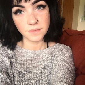 Meet your Posher, Kaela