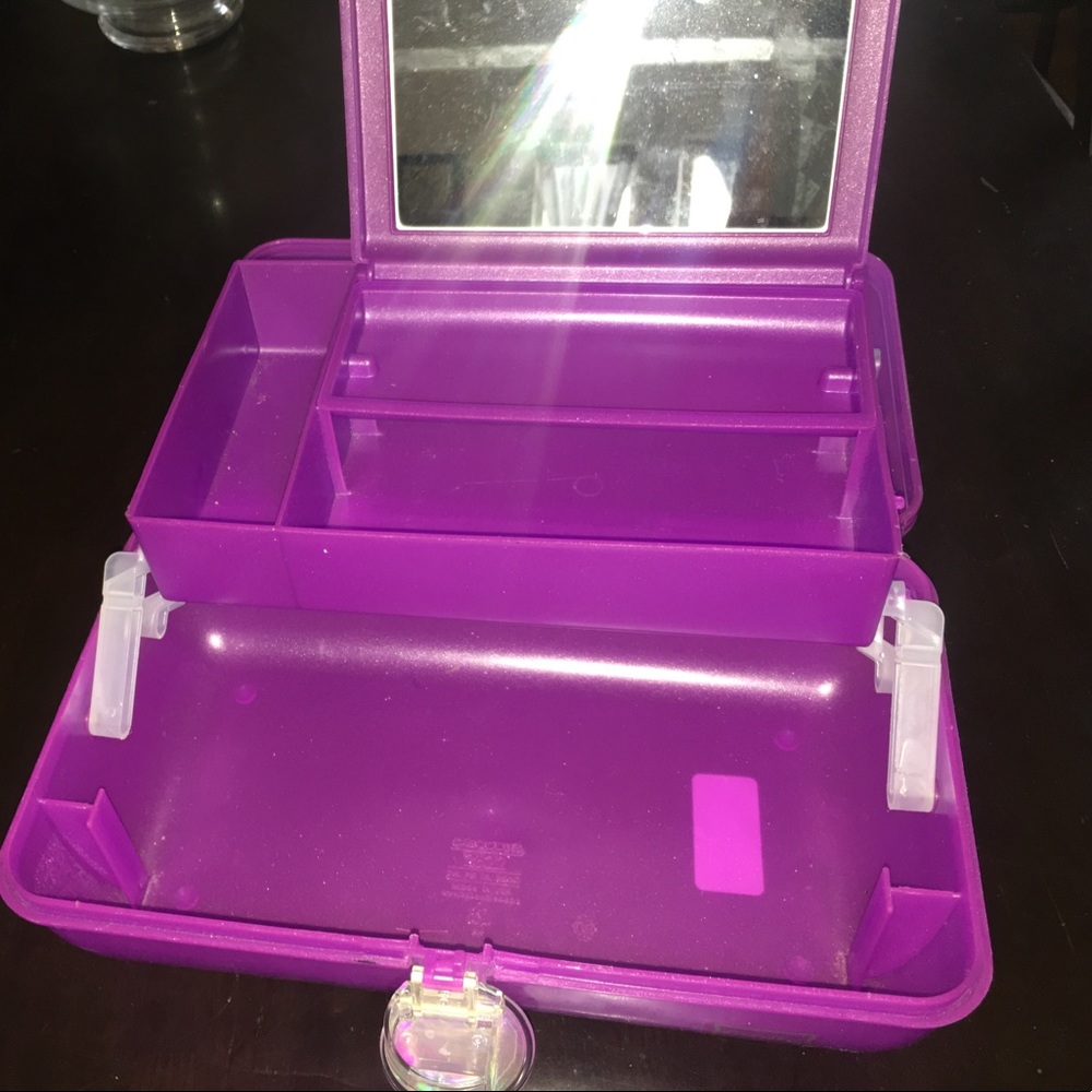 Make-up Container - Picture 4 of 4