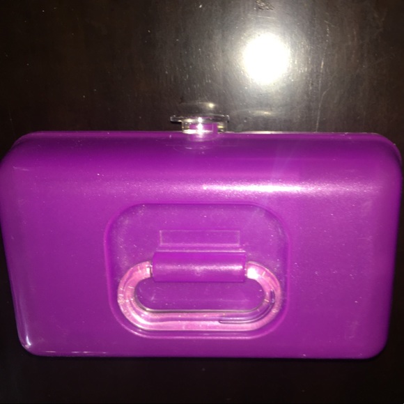 Make-up Container - Picture 2 of 4