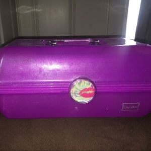 Make-up Container