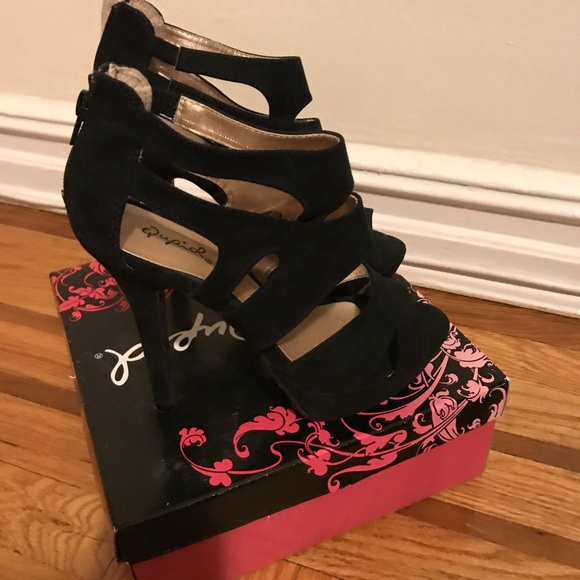 Black Suede Platform Pumps - Picture 2 of 5