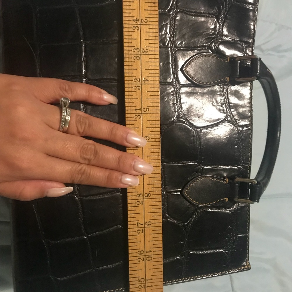Dooney and Bourke - Picture 5 of 8