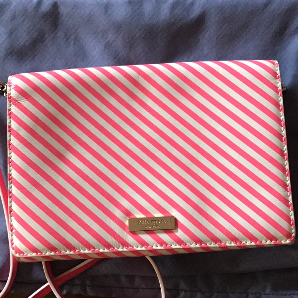 🎀🍬🎀 Kate Spade Candy Stripe crossbody bag