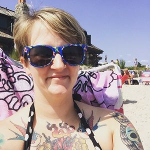 Meet your Posher, Caroline