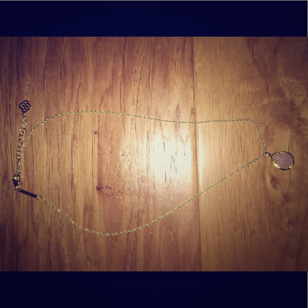 Kendra Scott necklace good condition lightly worn