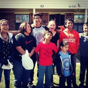 Meet your Posher, Sungie ray