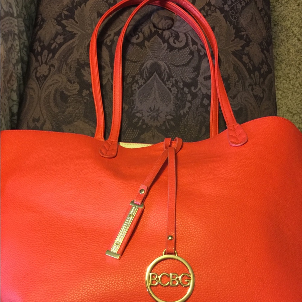 BCBG shoulder/tote bag!