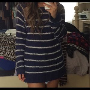 Oversized long sleeve