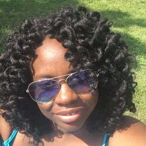 Meet your Posher, Candy