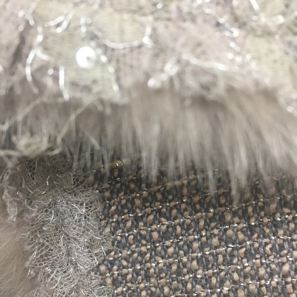 3 piece Tahari cream suit with fur and lace trim - Picture 2 of 8