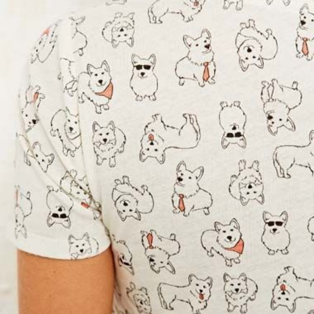 Urban Outfitters Corgi Vee Neck T-shirt