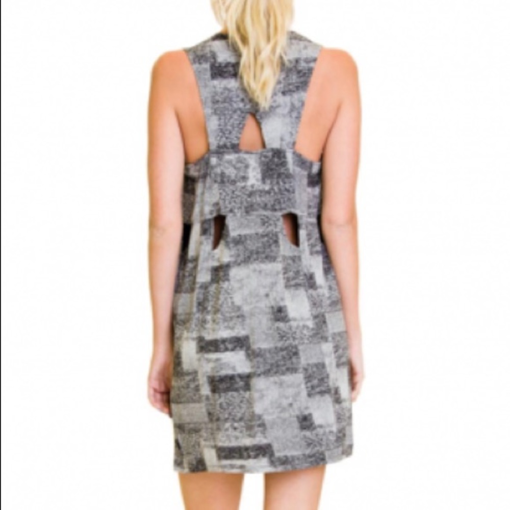 🆕RVCA She Would Dress - Picture 3 of 6