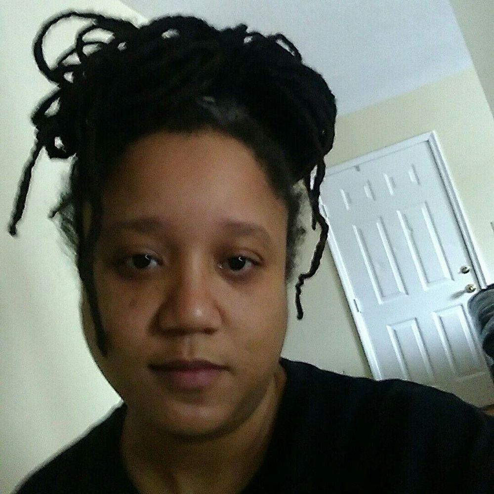 Meet your Posher, Evalina