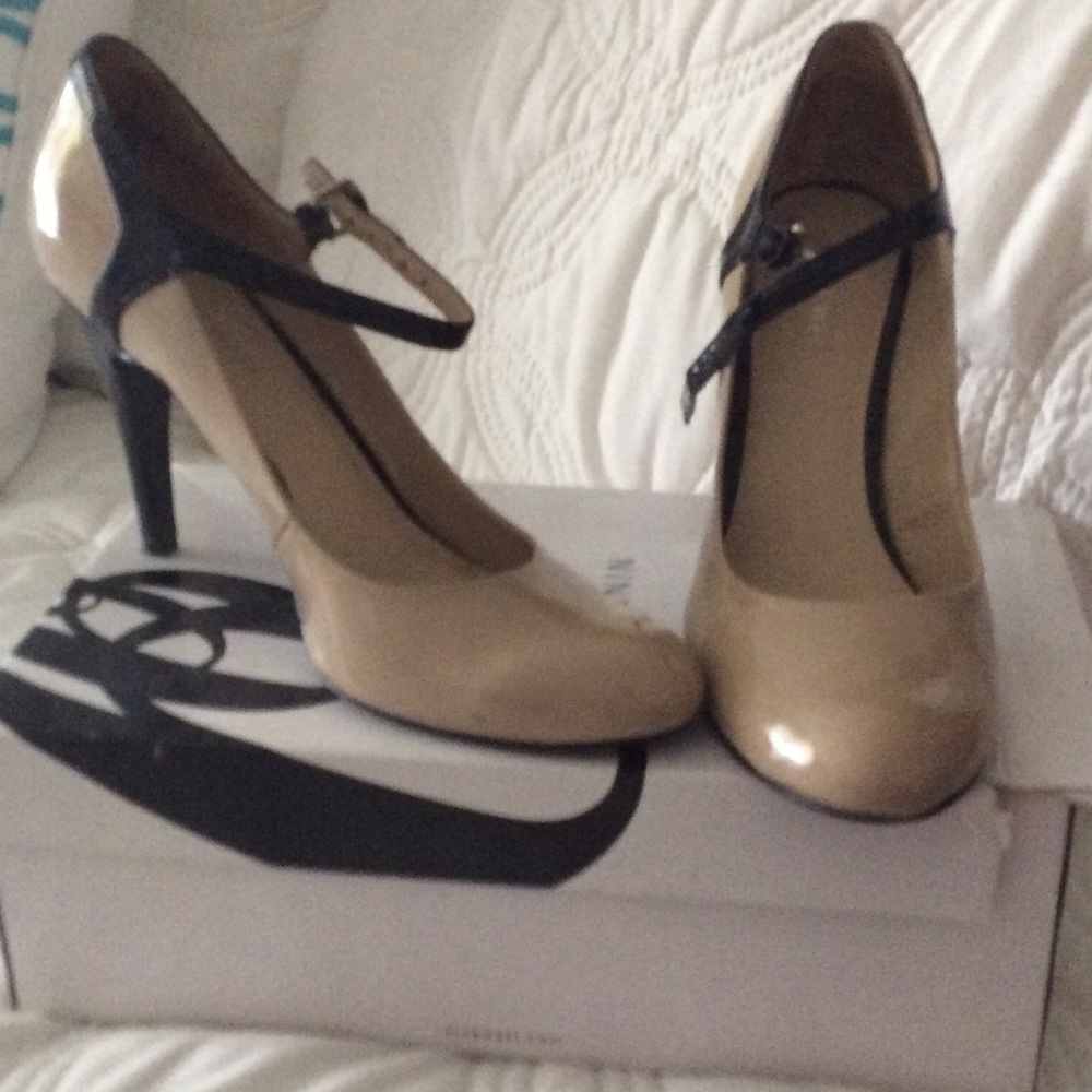 Nine West Sweetnesso Mary Janes.