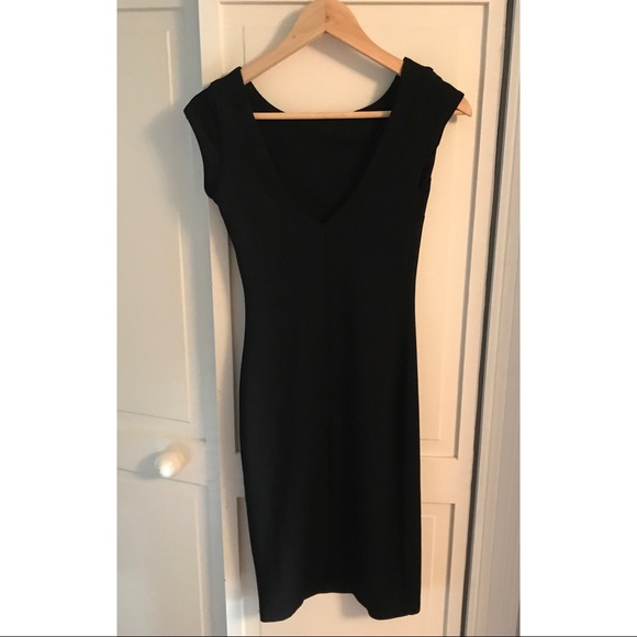Lulus black bodycon dress with low back - Picture 4 of 6