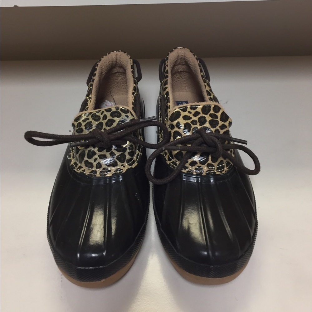 Sperry rain or snow shoe.  Worn only twice