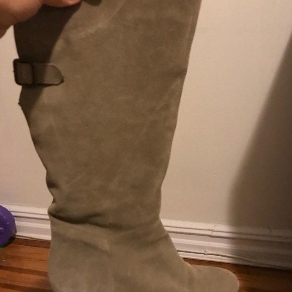 Steve Madden tan Suede boots - Picture 5 of 6
