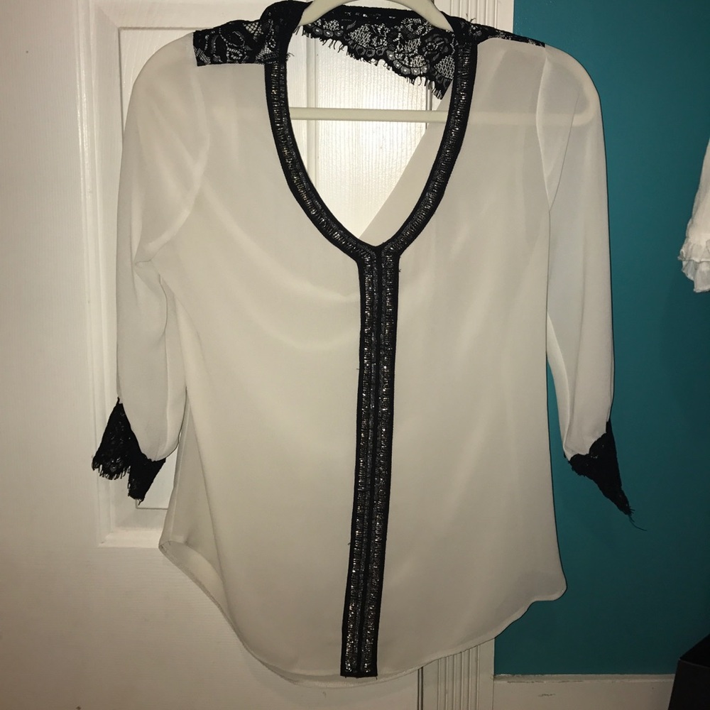 BKE Boutique long sleeve