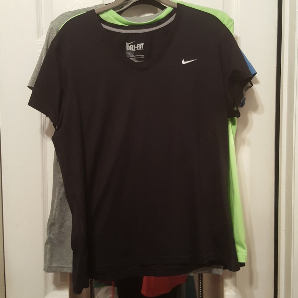 6 Nike dri fit women's t-shirts.