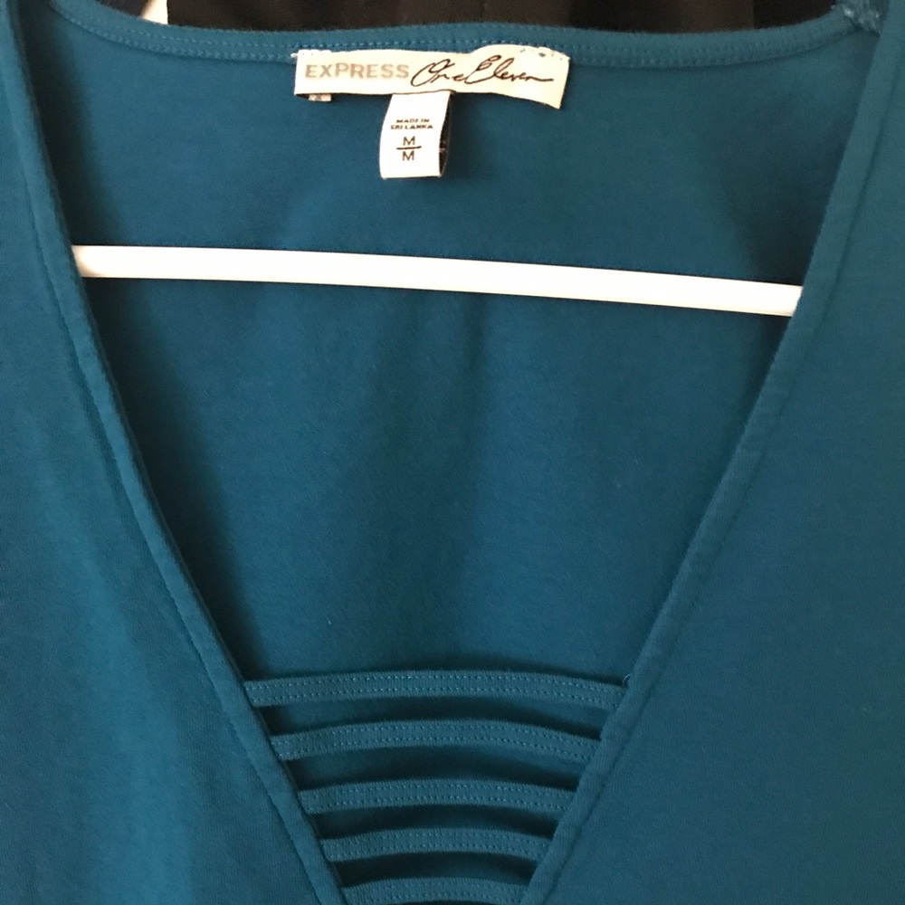 Top - Picture 2 of 6