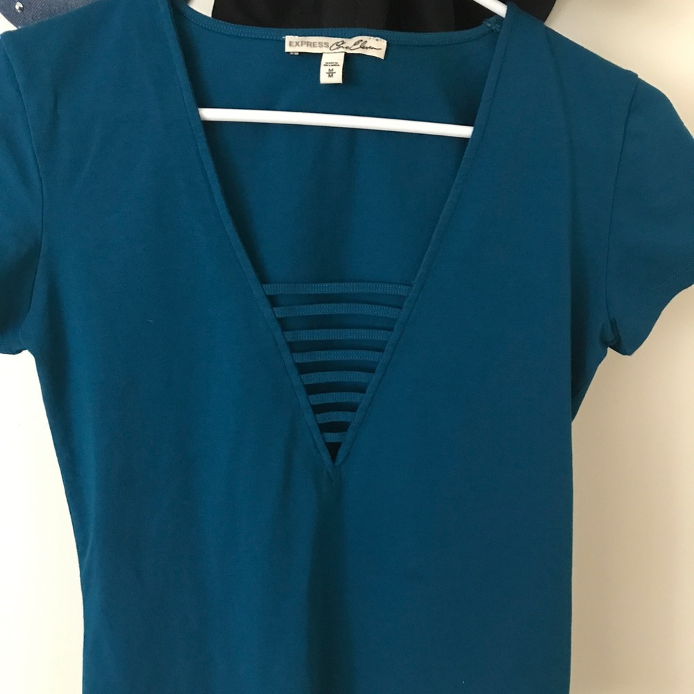 Top - Picture 3 of 6