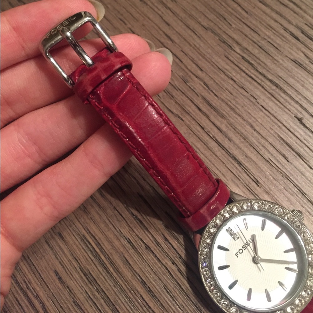 Red Fossil Watch - image 4
