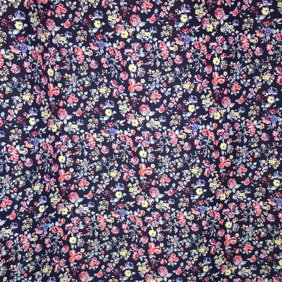 Floral tank - Picture 2 of 3