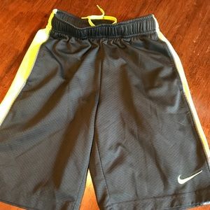 Boys Nike Dri Fit shorts Size Small