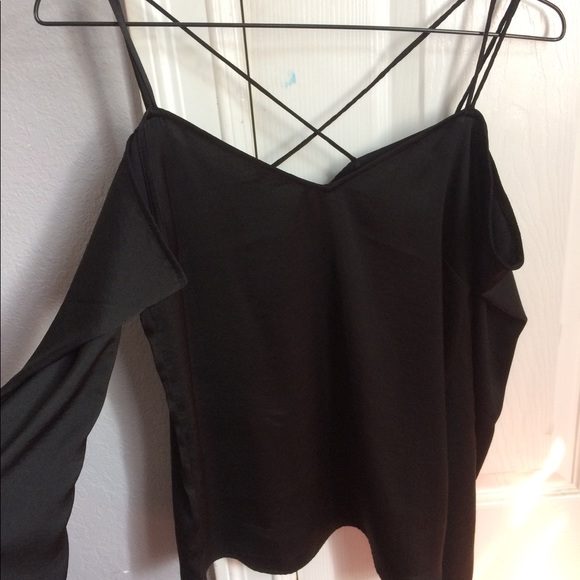 Top - Picture 2 of 2