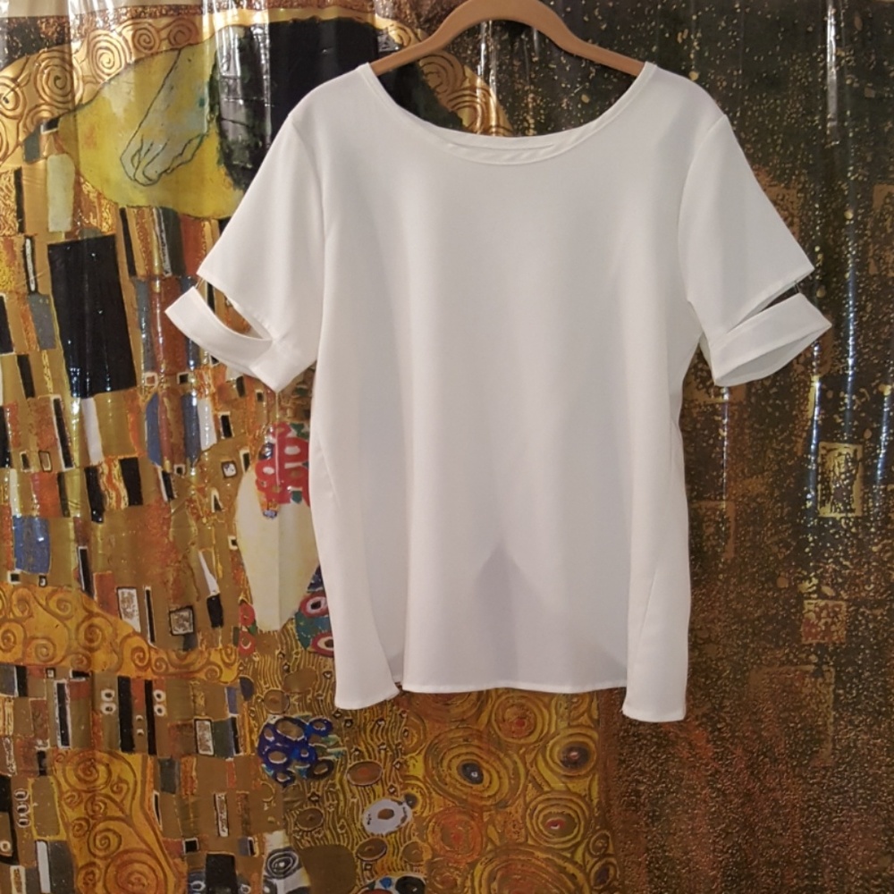 Baluoke Creamy White Top