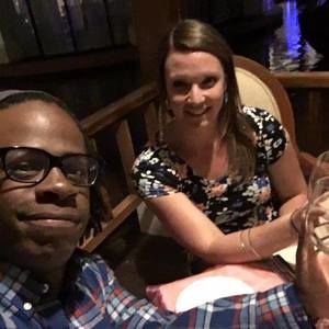 Meet your Posher, Devin