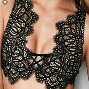NWT Victoria's Secret Dream Angels Lace Bralette L
