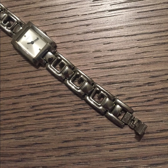 Guess Watch - Picture 4 of 4